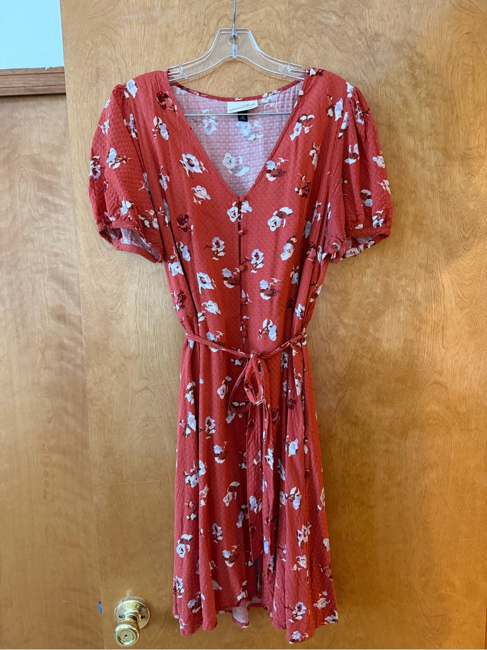Womens Red Floral V-Neck Tie-Waist Dress